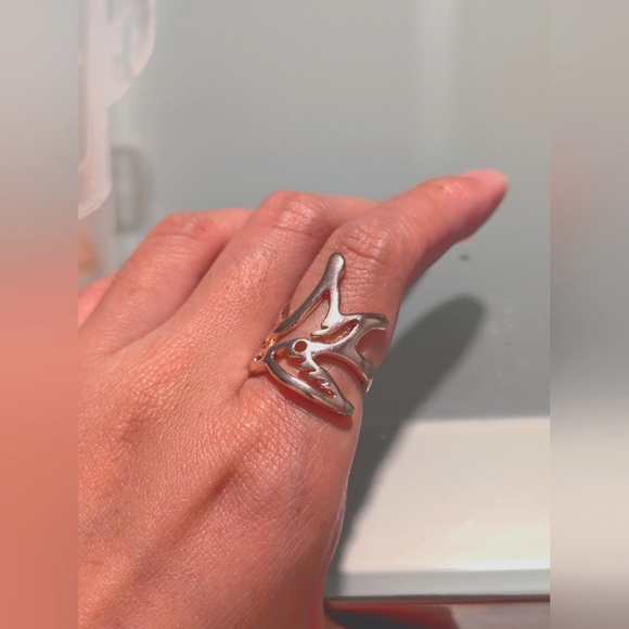 Ring - Picture 2 of 2